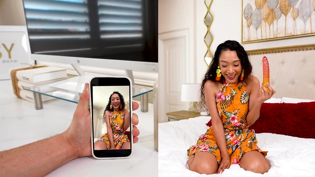 Latina Sarah Lace Removes Buttplug Before Getting Hard Fucked