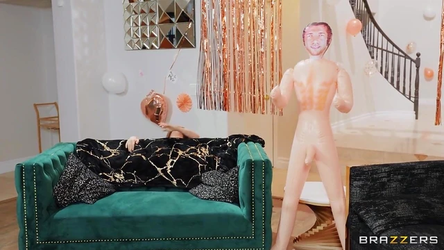 Joslyn James Fulfills Her Cock Hunger in Hot Interracial Group Bang