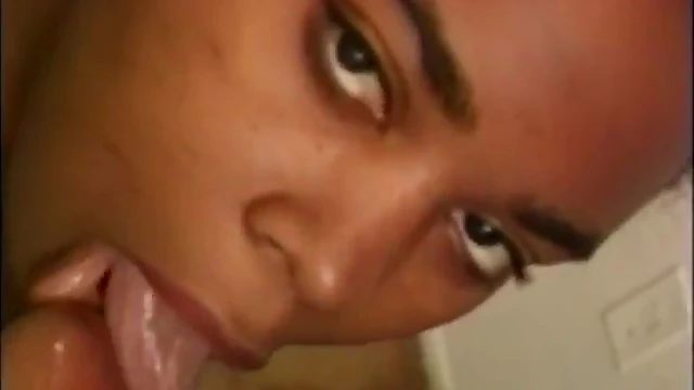 Sexy Ebony Teen Viva Gets Facial Cumshot From Older White Guy