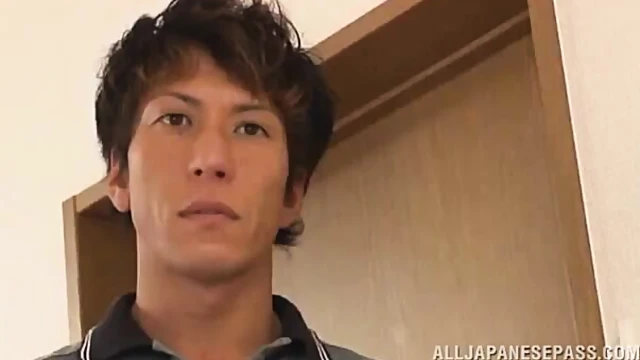 Nana Usami Keeps Her Secrets While Giving Pleasure Behind Closed Doors