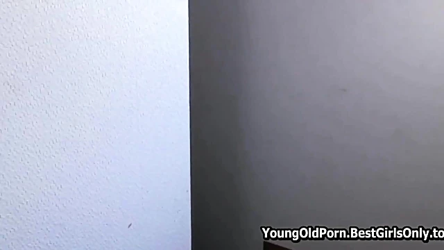 Hot Japanese Milf Deeply Sucks Cock Before Intense Fuckfest