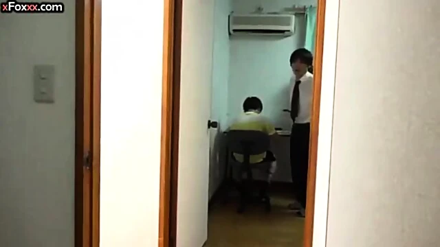 Sweet Asian Shows Her Impressive Fucking Skills To Boyfriend