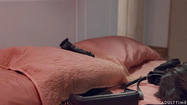 Ana & Serene Share Steamy Interracial Pussy Licking Encounter