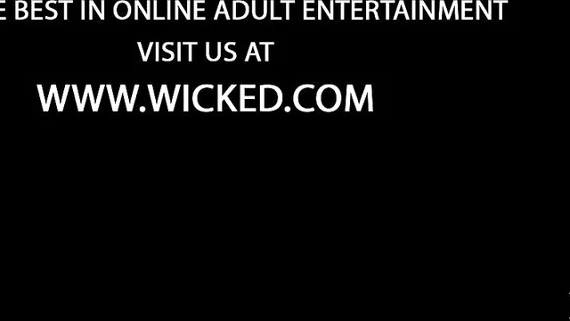 Sizzling Yasmine de Leon Rides Hard Cock Like a Pro Slut