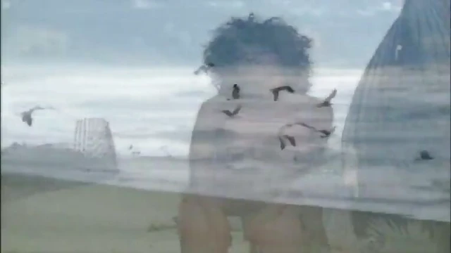 Seductive ebony babe Qiana Chase enjoys intimate beachside pleasures.