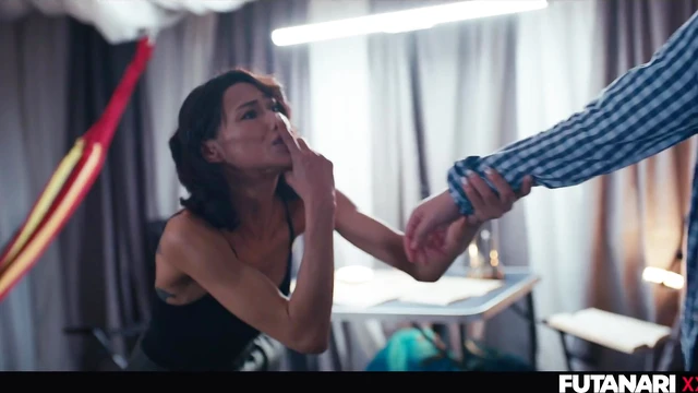 Hot Shemale Action! Veronica Leal Screws Vale Nappi in Steamy Transgender Sex Fest