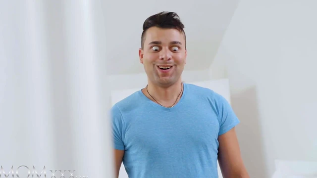 Horny Big-Tits Blonde MILF Letty Enjoying Dirty Threesome With Handymen