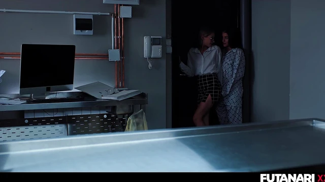 Trans Shemale With Futa Cock Gives Hot Cremepie To Sexy Tiffany Tatum