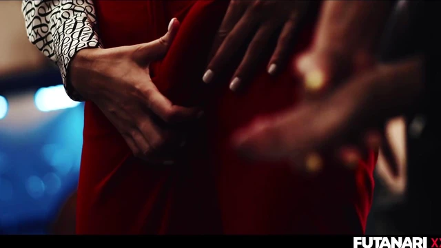 Curvy Black Beauty Takes Two Hard Dicks Simultaneously with Hot Futanari Action