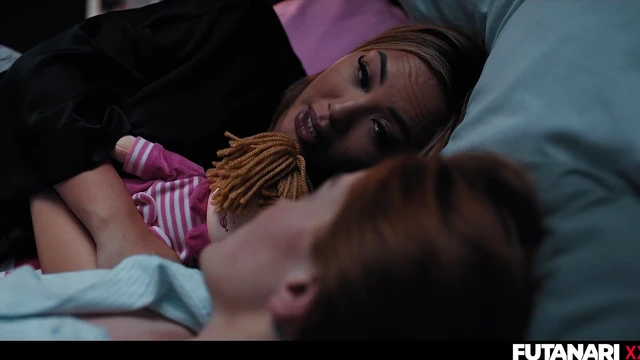 Sultry Maid Takes Charge, Giving Boss’s Curvy Wife Unforgettable Sex Adventure