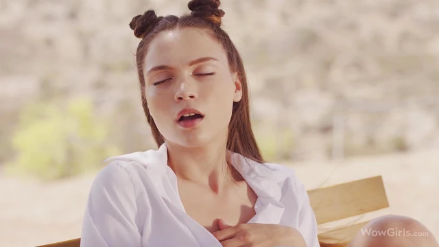 Sultry Elizabeth T Masturbates Sensually Using Her Favorite Toy Vibrator