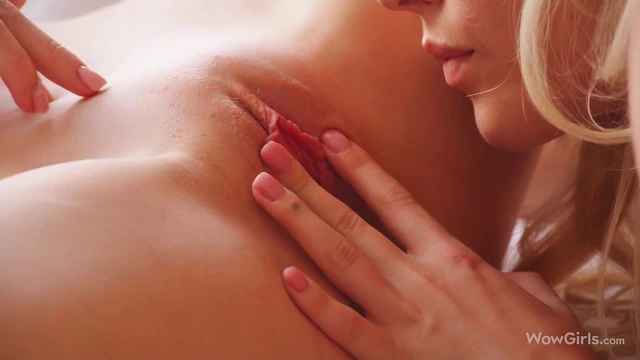 Two Hot Girlfriends Bella & Diana Share Steamy Sex On The Bed Together