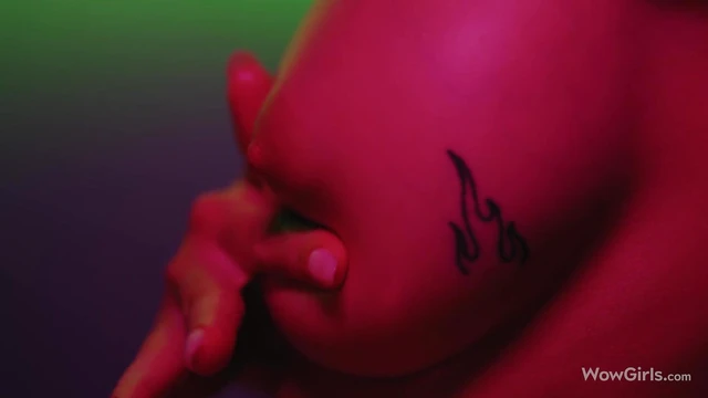 Sonya Blaze Teases Seductively in Her Amazing Solo Porn Video Showdown