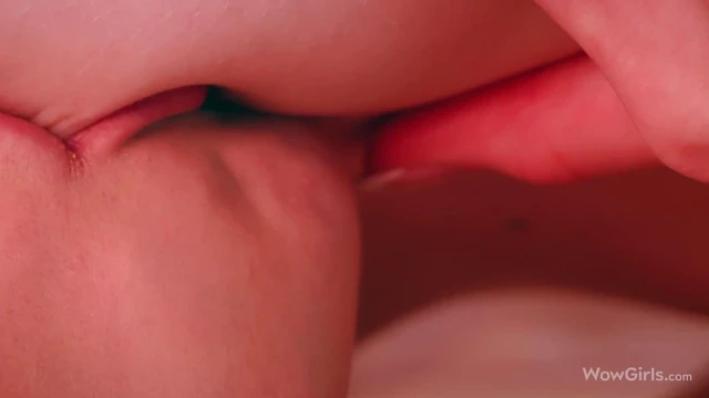 Two Hot Friends Molly & Emma Enjoy Passionate Bedtime Sex Adventure Together