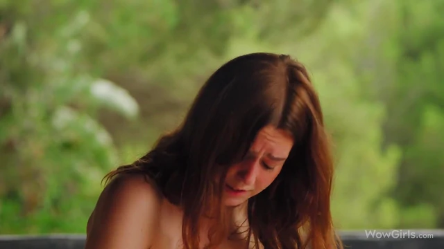 Cute Redhead Amber Teases Her Pussy Solo for Hot Steamy Moments Online