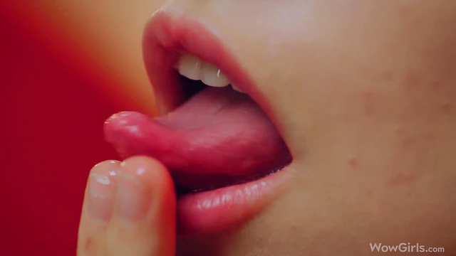 Sizzling Ukrainian Beauty Alissa Foxy Strips Her Pantyhose Seductively