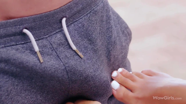 Beautiful Naomi Hill Fucks Masseur in Sexy Positions for Pure Pleasure