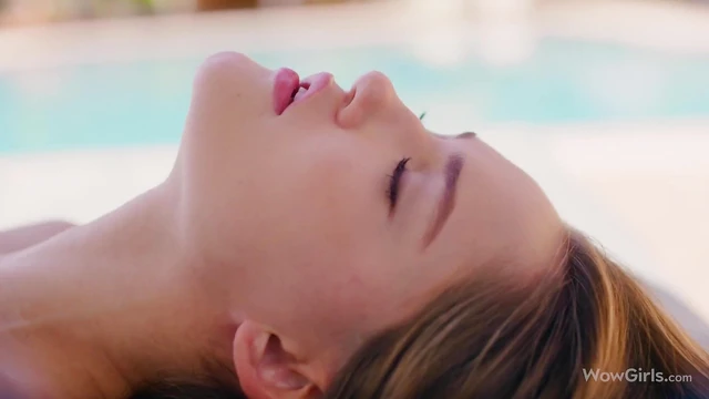 Sonya Blaze Oils Up by Poolside Before Sultry On-Camera Masturbation