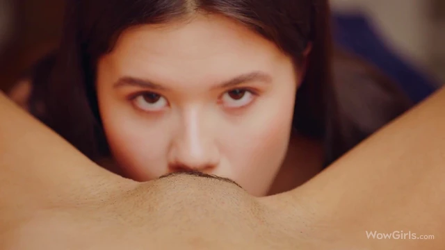 Hot Lesbian Beauties Evelin & Vanessa Alessia Seduce Each Other Intimately