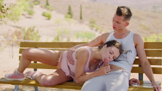 Amazingly Hot Elizabeth Takes Hard Cock Riding Him On Park Bench