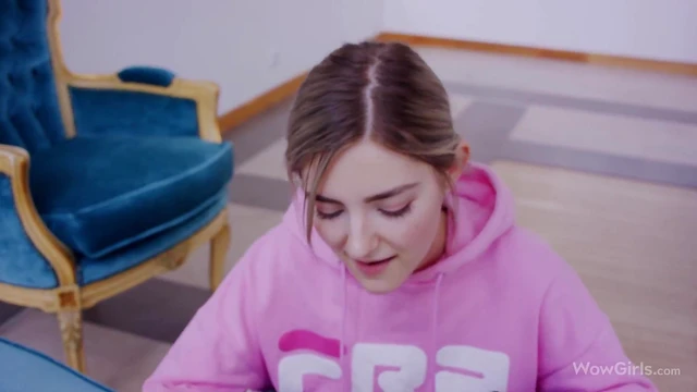 Hot Russian Model Eva Elfie Gets Bang Hard by Her Close Friend Tonight