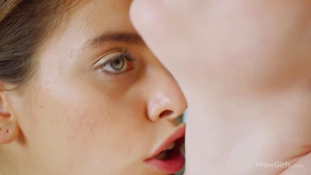 Beautiful Girls Lottie & Alissa Enjoy Steamy Sex Play With New Toy