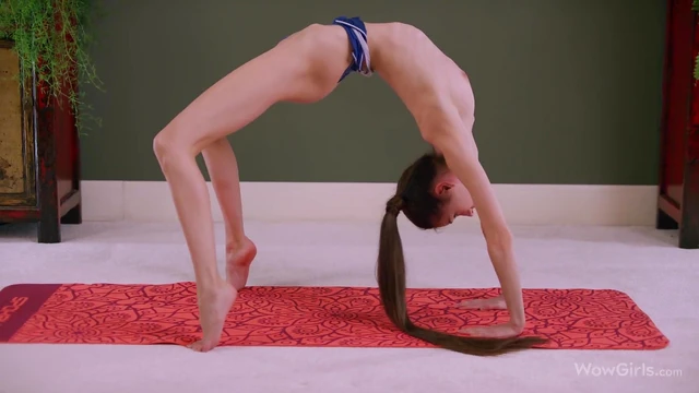Naked Yoga Goddess Leona Mia Shows Off Her Flexible Body in Hardcore Action