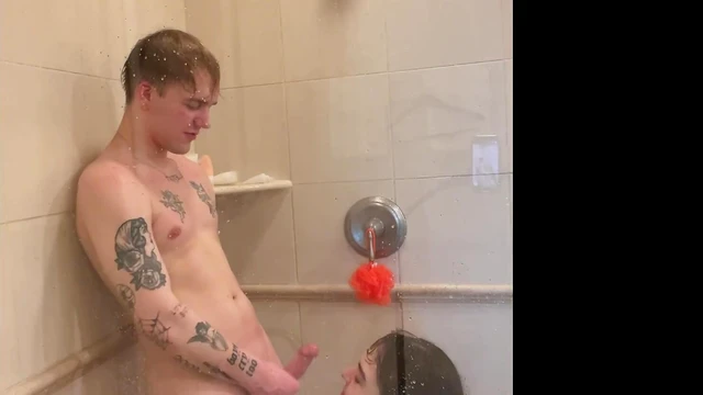 Sexy Teen Enjoyed Hardly In Steamy Shower By Megan Marx