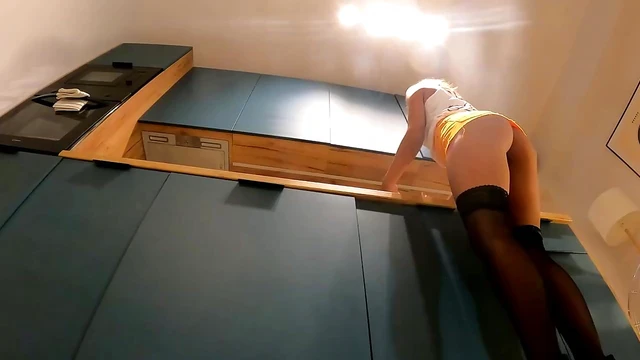 Heavenly Cutie’s No-Panties Sex in Filthy Raw Action