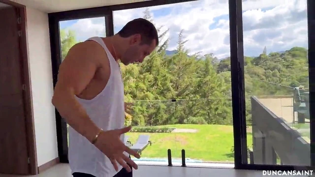 Sexual Steffy Moreno Engages Ripped Stud In Gym For Hot Action