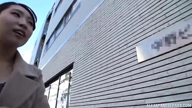 Seductive Ushio Ayana Strips Down For Sultry Pussy Draining Action