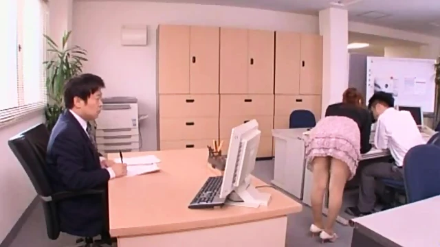 Screaming Japanese Model Gets Throbbing Hardcore Action Compilation