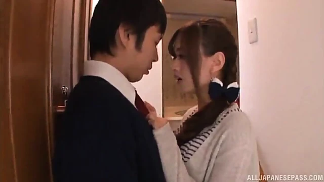 Japanese Girl In Sweater & Skirt Seducingly Blows Her Boyfriend