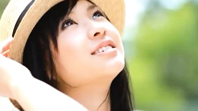 Seductive Asian Beauty Strips Off Publicly For Hot Action