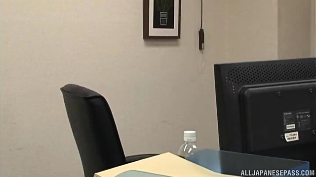 Hot Office Worker Imai Mayumi Ready For Hard Cock Action