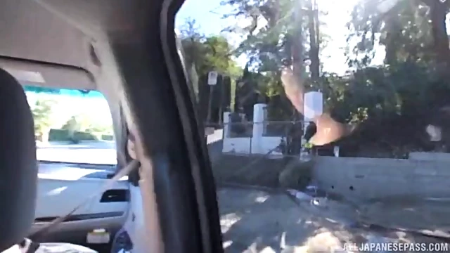 Excited Ootsuki Eagerly Takes Her First Ebony Cock Ride Deep Inside