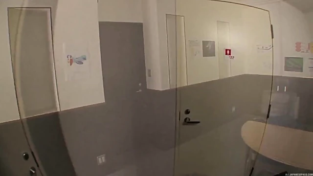 Hot Busty Milf Enjoys Steamy Solo Masturbation In Toilet Privacy