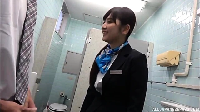 Kawasaki Arisa Succumbs To Temptation By Seductive Cock-Sucking Session