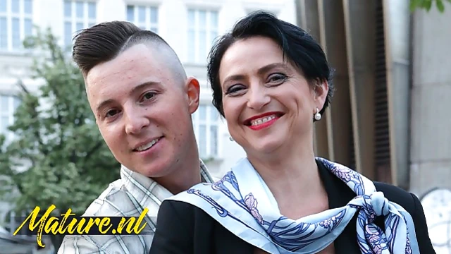 Sexy Mature Milf Lucinda Seduces Her Hot Young Lover Tonight