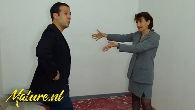 Passionate Mature Sophie Gets Anal Pounded By Her Lustful Landlord