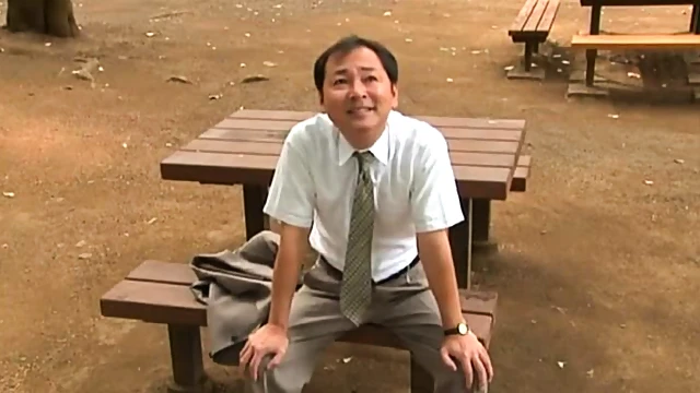 Hot Japanese Model Spreading Legs And Enjoying Pussy Licking