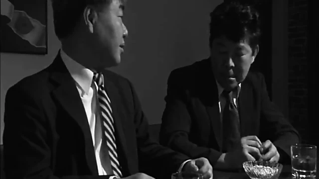 Couple Gets Wild At Dinner Party Fucking While Friends Watch Live