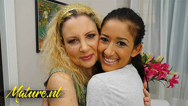 Sizzling Stepmom Tempts And Licks Her Curious Stepdaughter's Soft Pussy