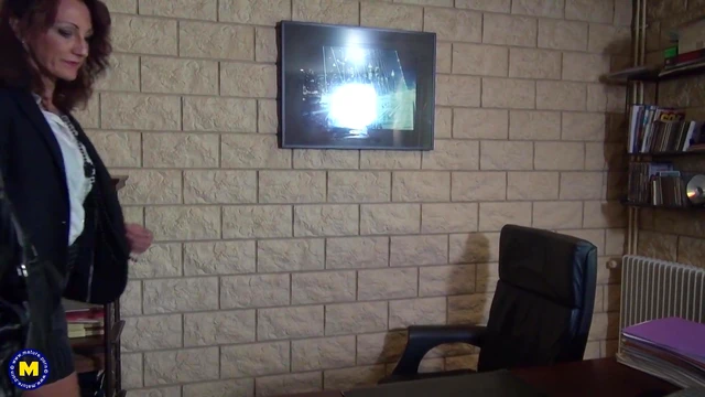 Office Slut Fists Herself Then Gets Double Penetrated By Her Boss Hard