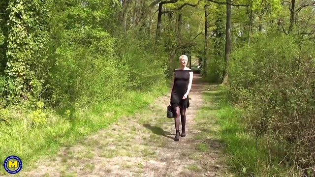 Sizzling Mature Step-Moms Seduce Young Boys For Steamy Fun Times