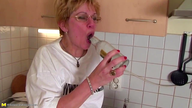 Mature Woman Fucks Her Hairy Pussy With A Bottle For Ultimate Pleasure