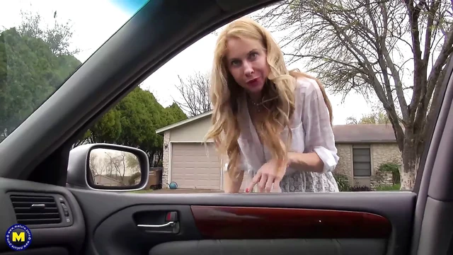 Desirable Milf Craves Your Cock Urgently Now!