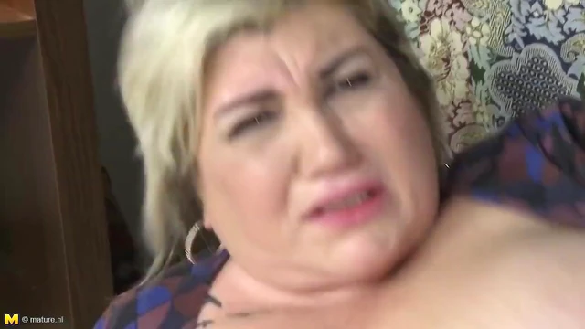 Curvy Mature Mom Tempts Lucky Stepson For Steamy Bedroom Action