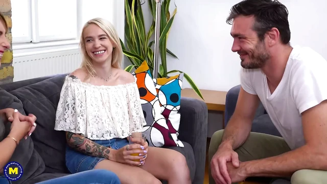 Step Mom And Daughter Share Guy For Hot Threesome Action