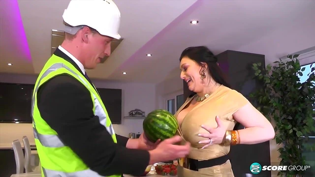 British Divorcee Gets Her Ultimate Creampie Fantasy Fulfilled